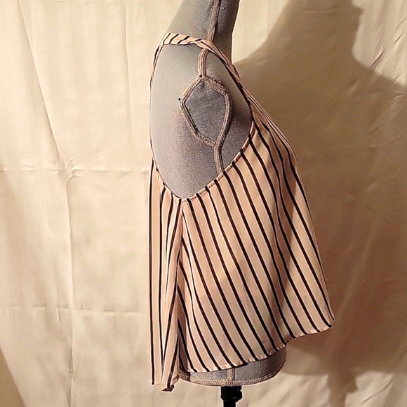 ASTR High Neck Striped Sleeveless  Blouse, Size: S - Picture 3 of 11